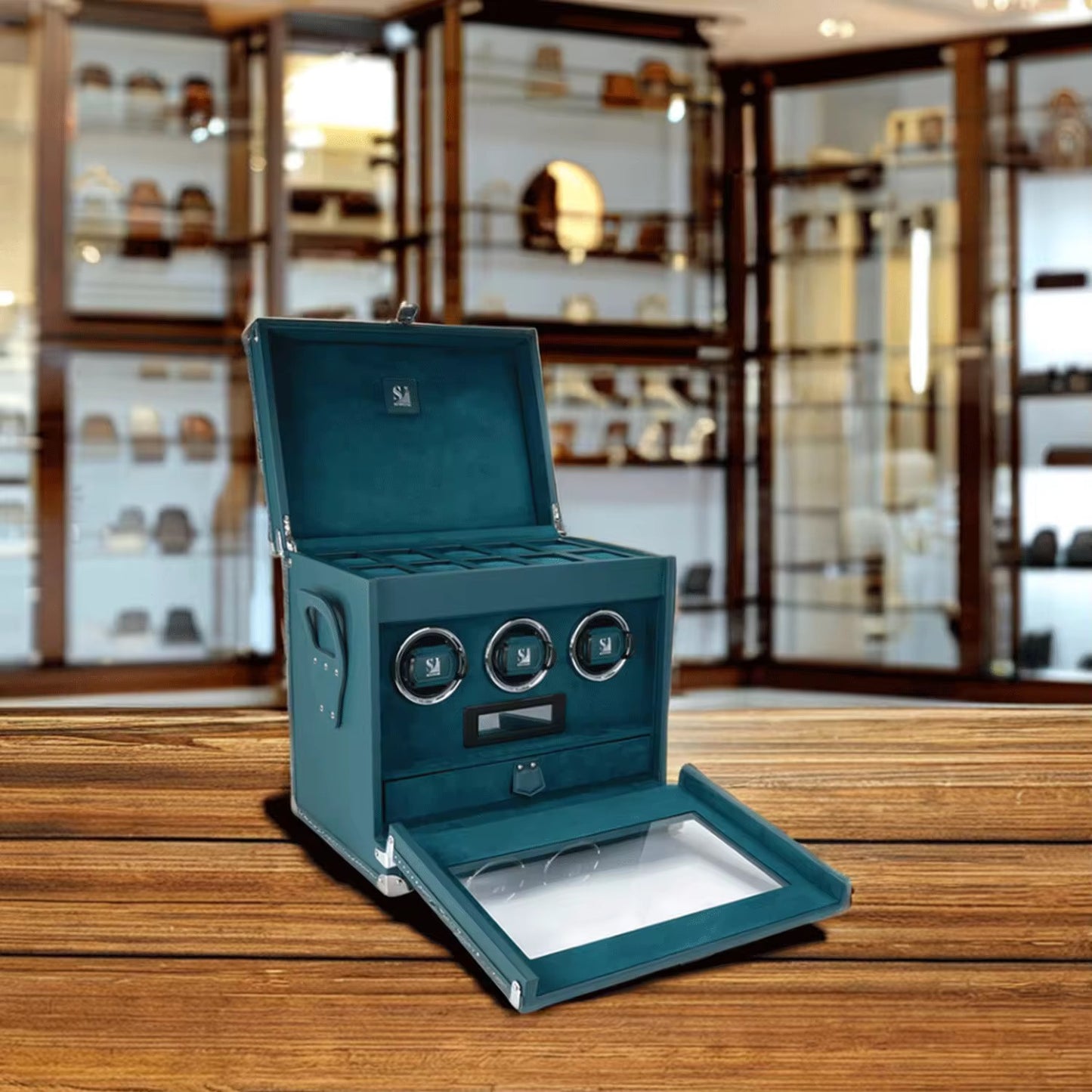 The Royal 3 Watch Winder